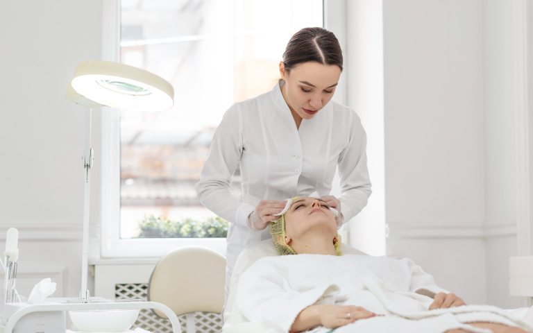 A Complete Guide to Building a Rewarding Career in Cosmetology