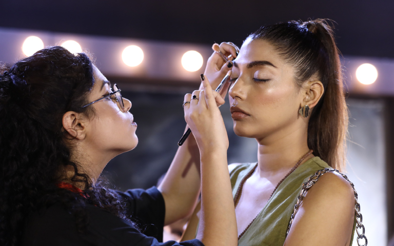 How Professional Makeup Course is a Game-Changer for Your Career