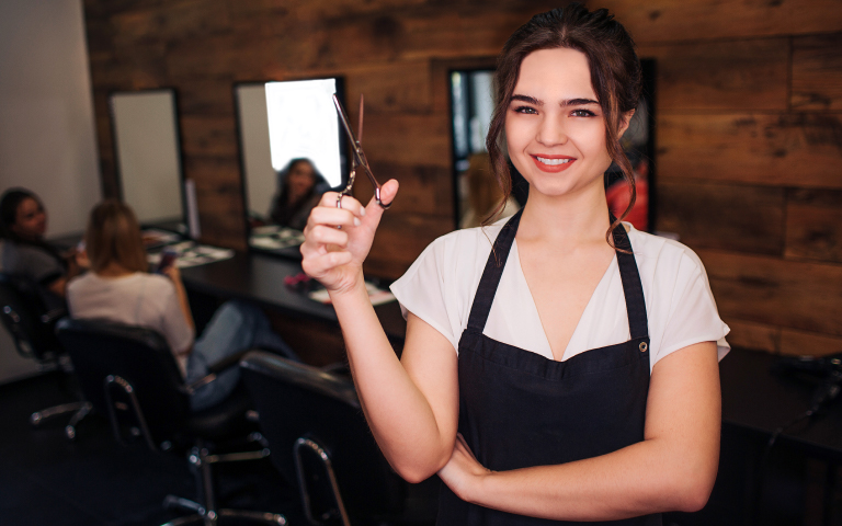 How to Start Your Own Beauty Salon After Completing a Beauty Course